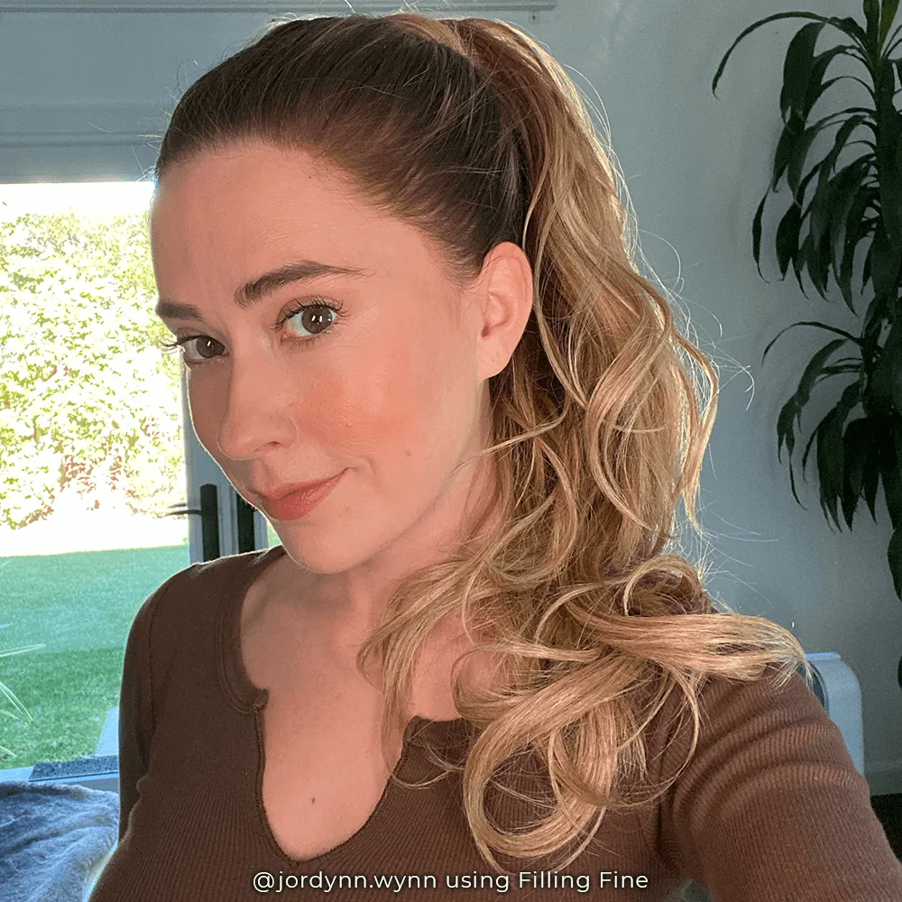 Filling Fine– HAIRLINE & ROOT TOUCH UP POWDER